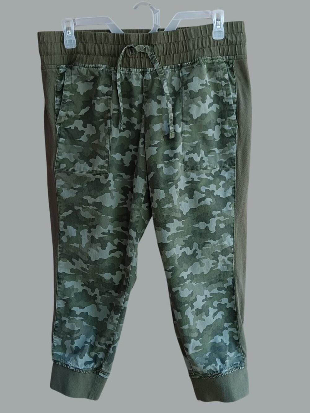 Time and Tru Womens Pull On Pants Jogger Drawstring Camo Size L (12-14)